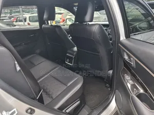 Toyota Harrier 2019 Silver