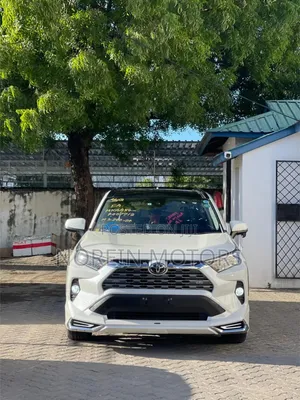 Toyota RAV4 2020 White