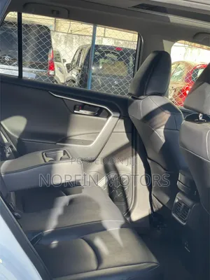 Toyota RAV4 2020 White