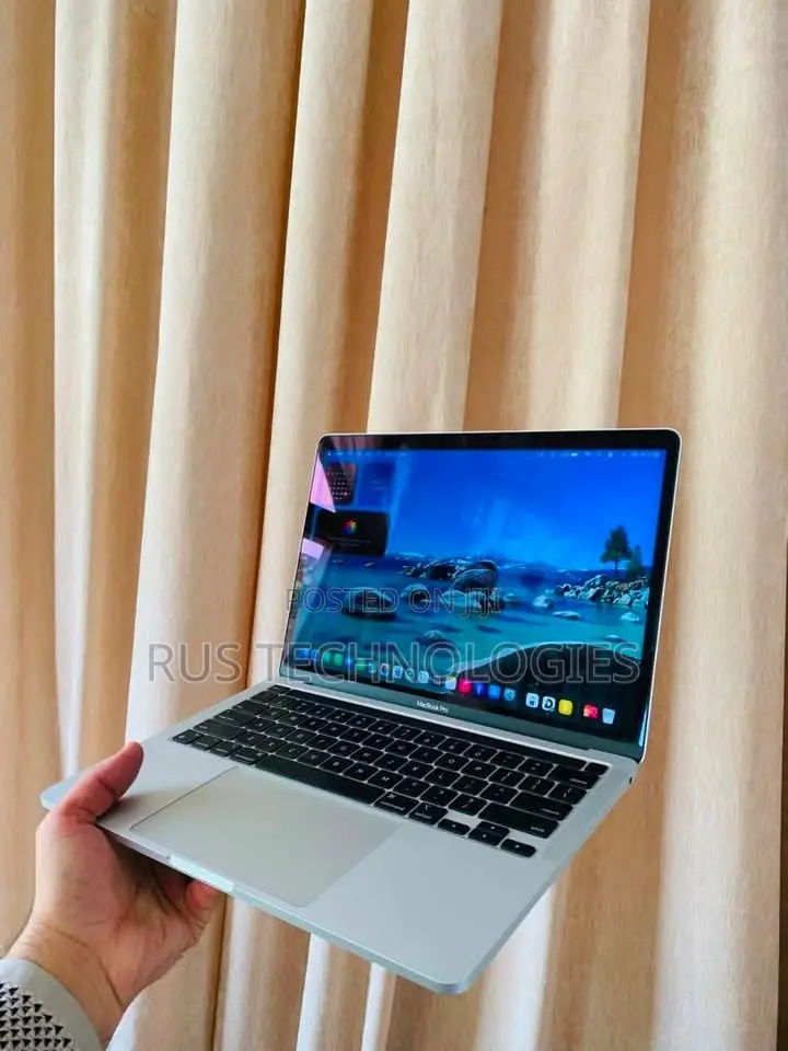 Laptop Apple MacBook Pro 2019 16GB Intel Core i7 SSD 1T