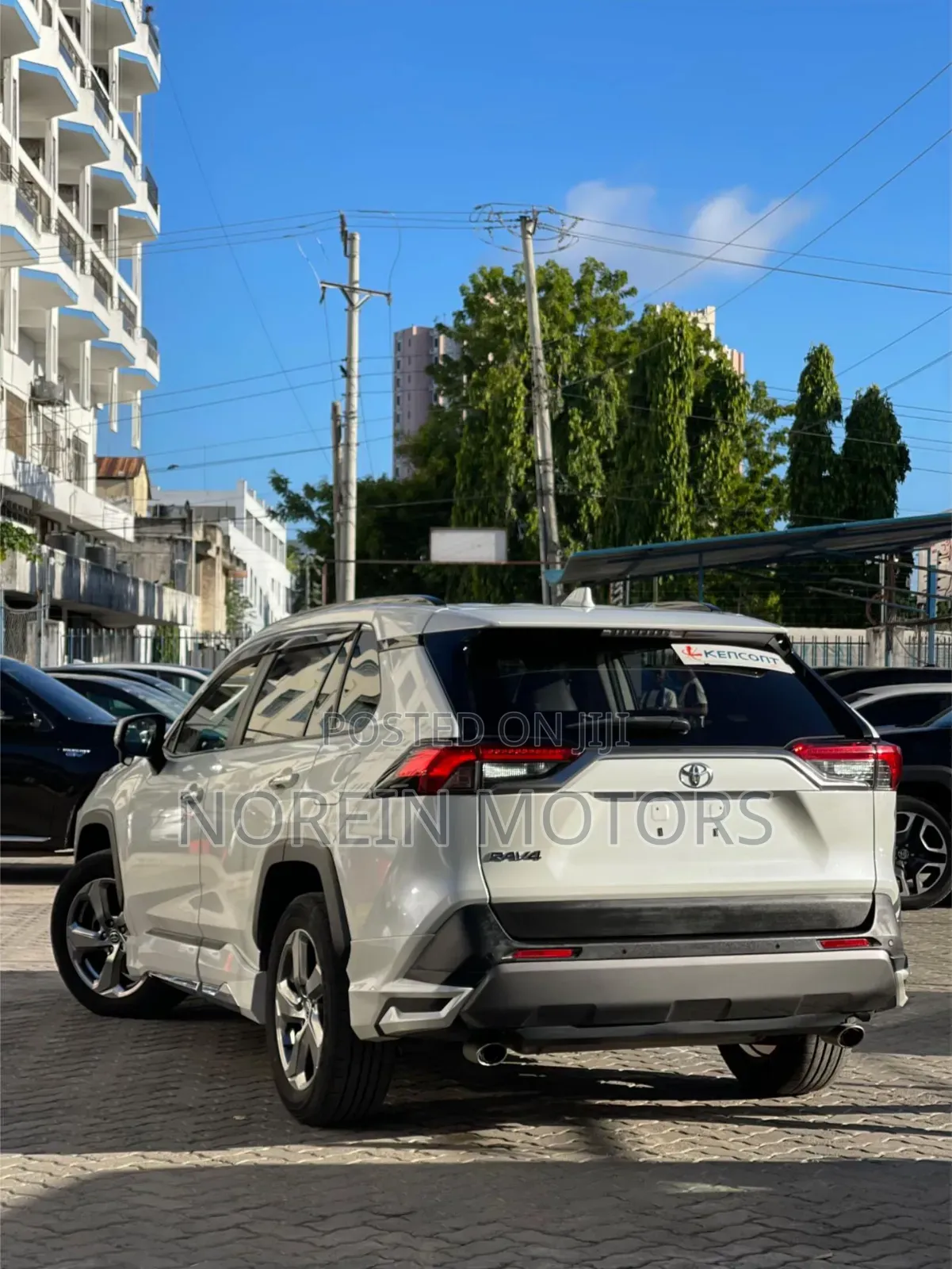 Toyota RAV4 2020 White