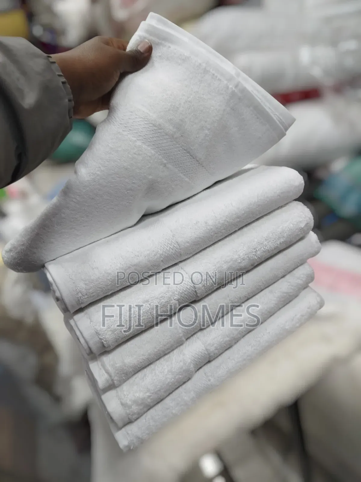 Large White Cotton Towels | 90x165cm