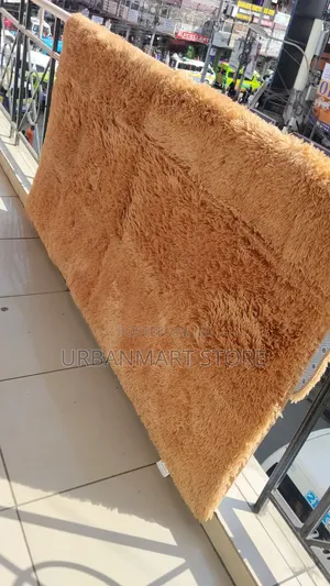 Fluffy Home Carpet 5×8 – Soft Underfoot