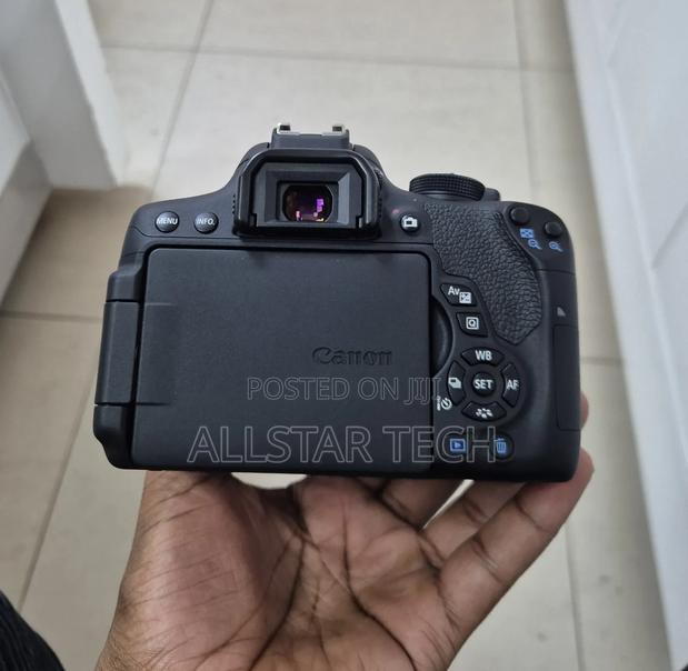 Canon Eos 750D With 18-55mm Kit Lens - thumbnail 6