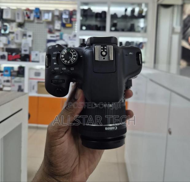Canon Eos 750D With 18-55mm Kit Lens - thumbnail 8