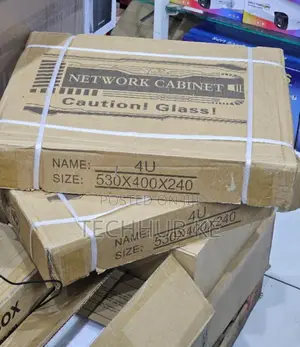 4U Wall Mount Network Cabinet 530×400×240mm Data Rack