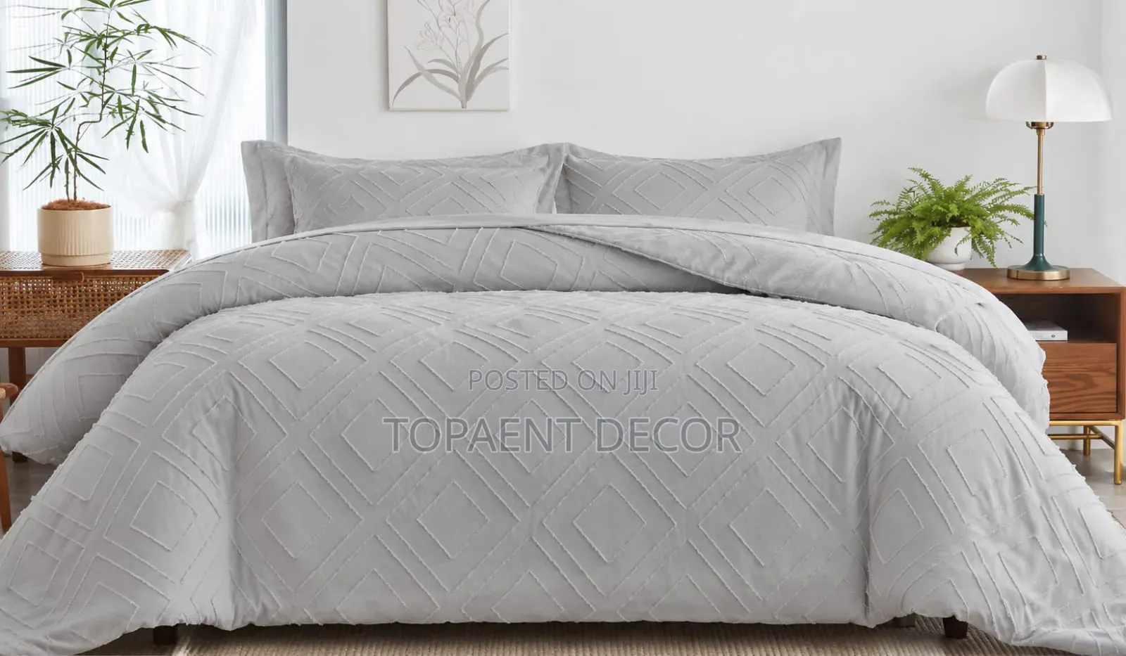 Tufted Maroon Heavy 6by7 Comforters