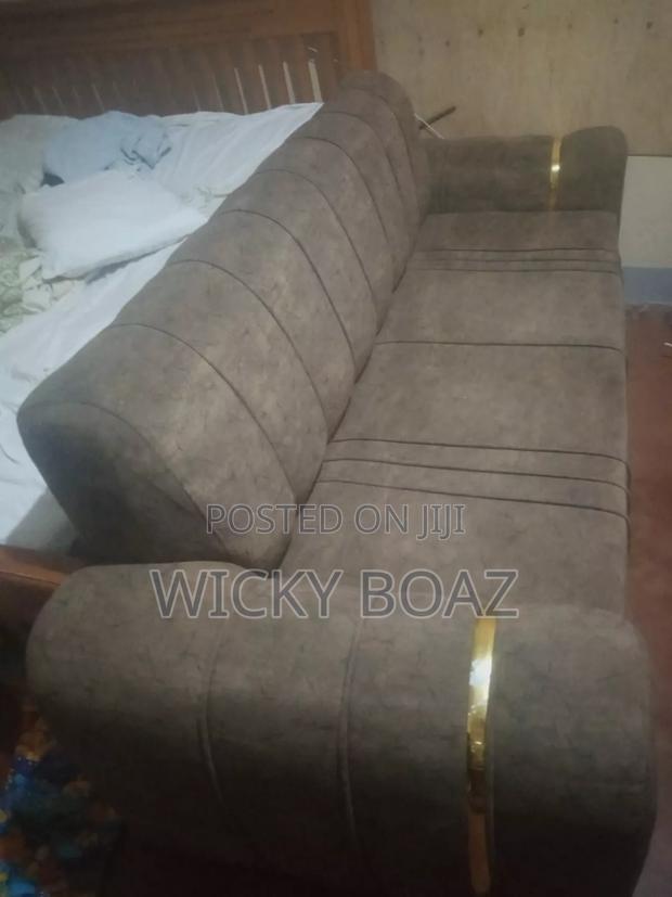 Selling Sofa Set - thumbnail 2