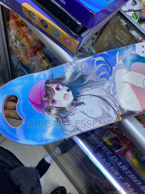 Cartoon Themed Skateboard - thumbnail 3