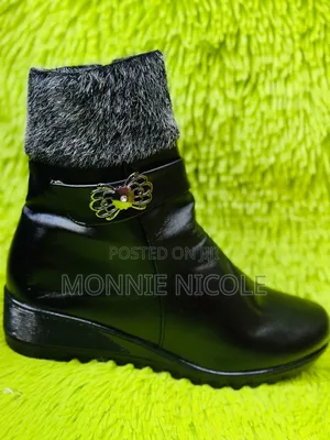 Women Winter Ankle Wedged Boots