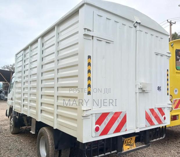 Mitsubishi Canter Box Body 2019 Model - thumbnail 4