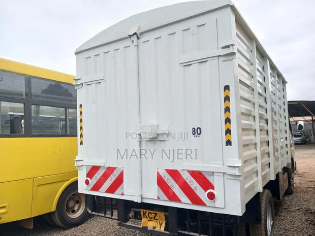 Mitsubishi Canter Box Body 2019 Model - thumbnail 7