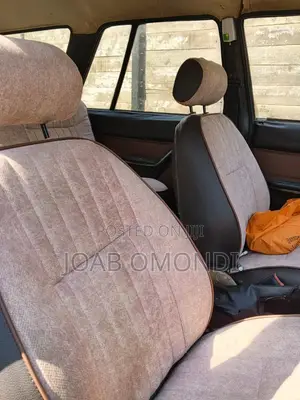 Peugeot 504 2000 Beige