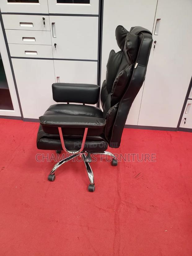 Luxury High Back Leather Executive Chair - thumbnail 2