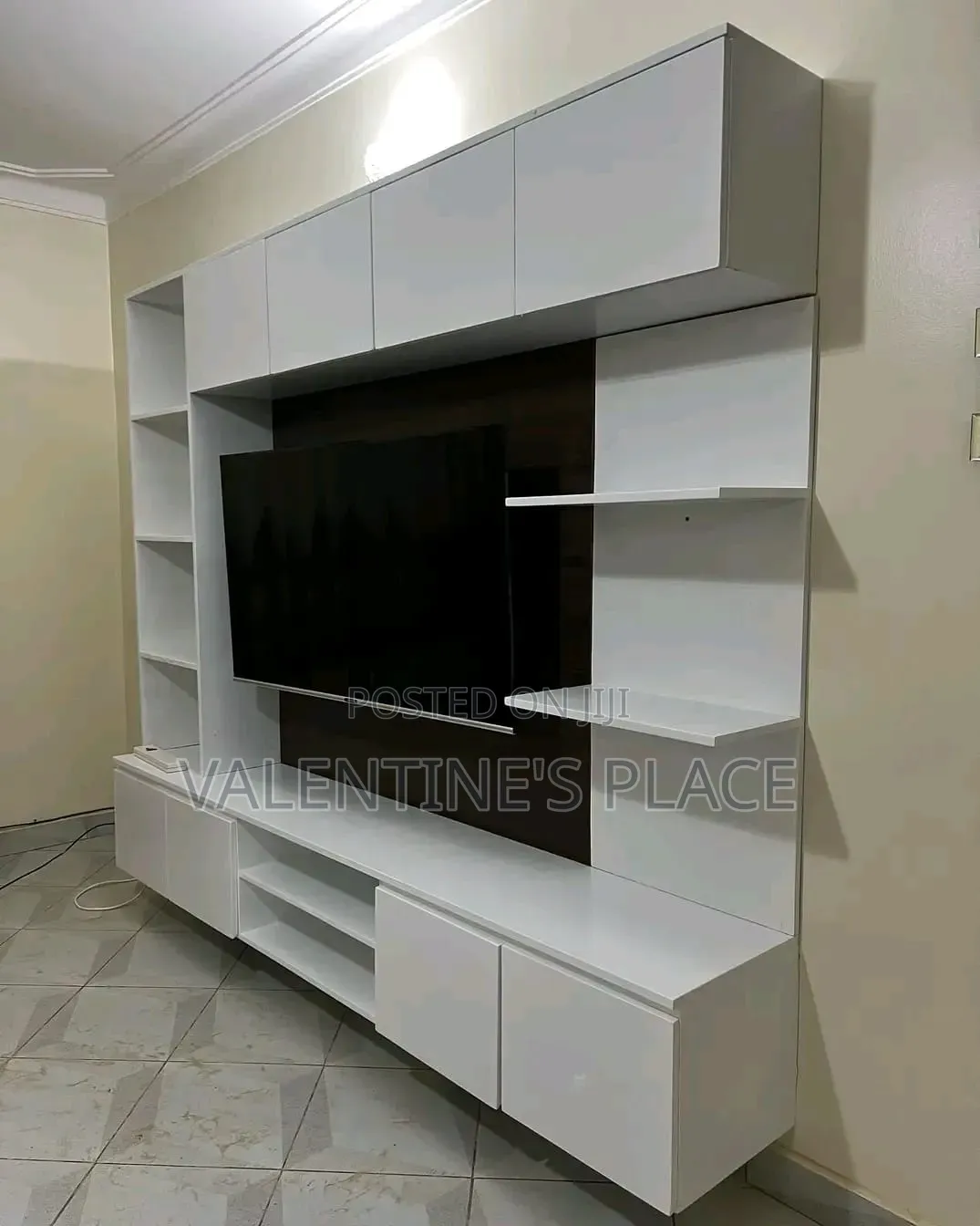 Wall TV Unit. Wall TV Unit