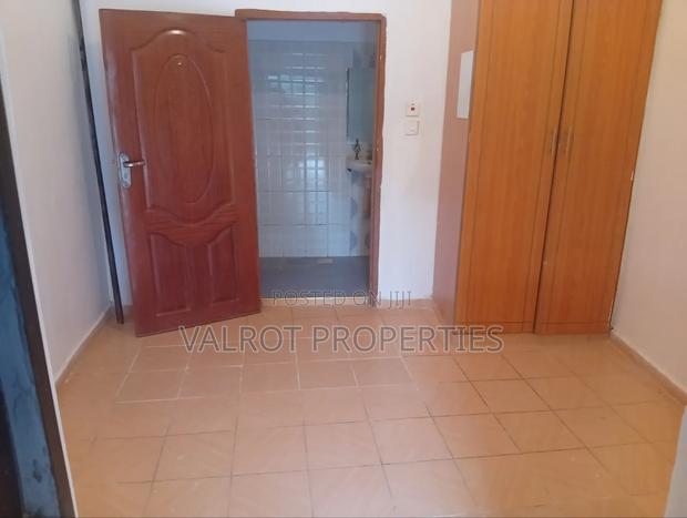4bdrm Bungalow in Nkoroi for sale - thumbnail 13