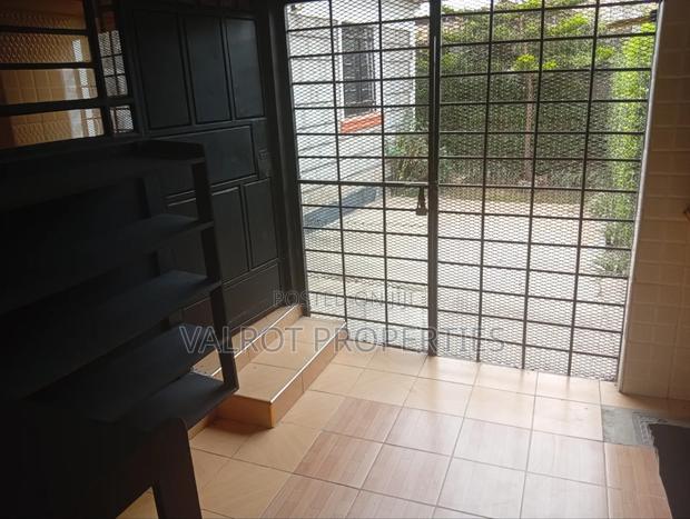 4bdrm Bungalow in Nkoroi for sale - thumbnail 15