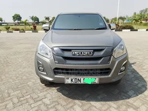 Isuzu D-MAX 2022 Brown