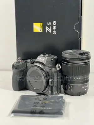 Nikon Z5 Mirrorless Camera With Nikkor Z 24-70mm F/4 Lens