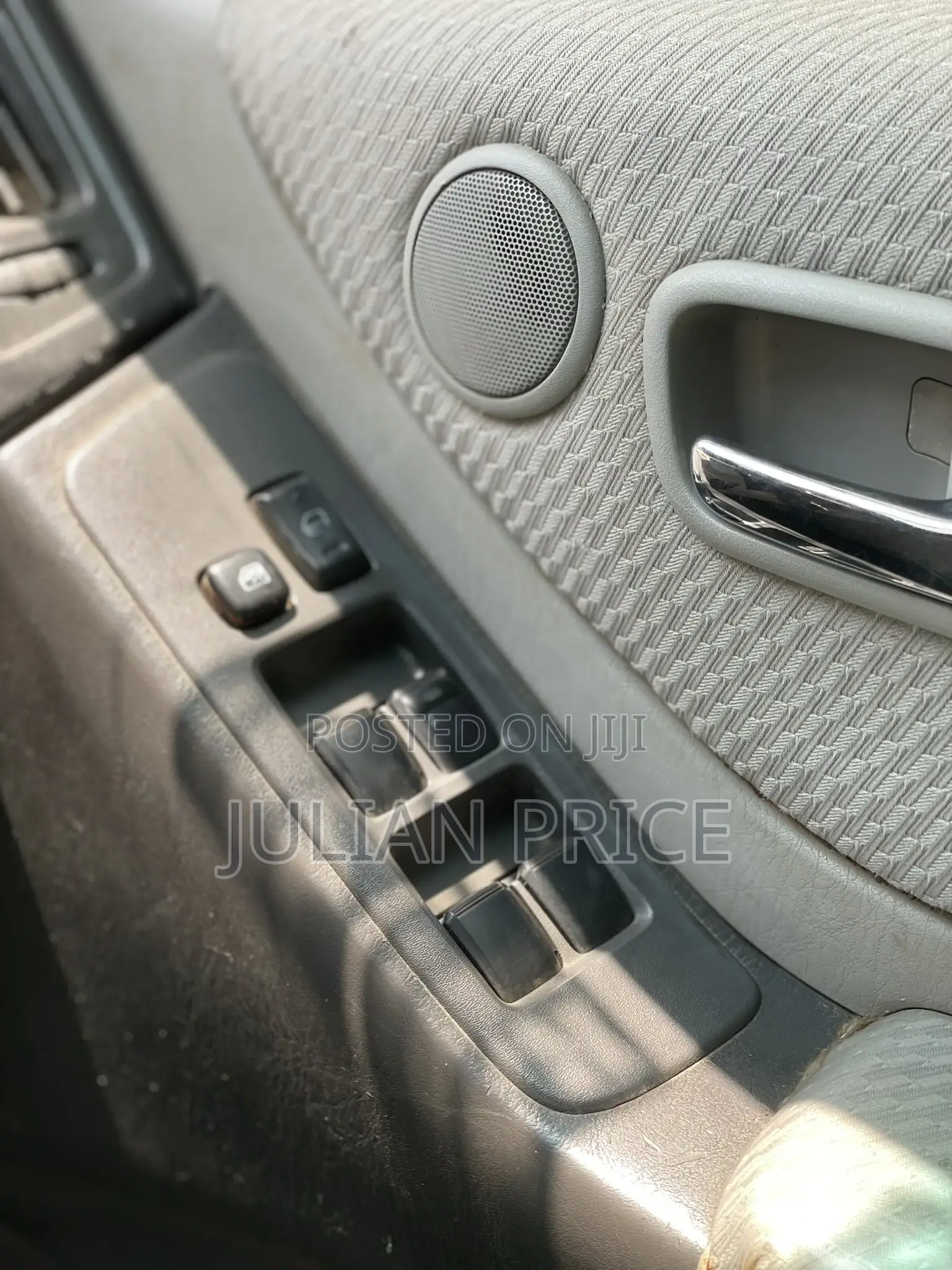 Toyota Kluger 2005 White