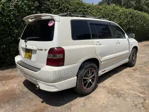 Toyota Kluger 2005 White