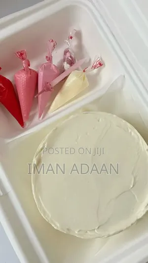 DIY Mini Cake Decorating Kit 