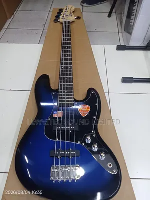 Fender Blue 5strings