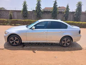 BMW 318i 2009 Silver