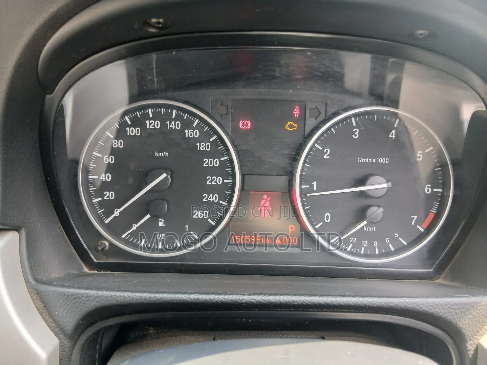 BMW 318i 2009 Silver