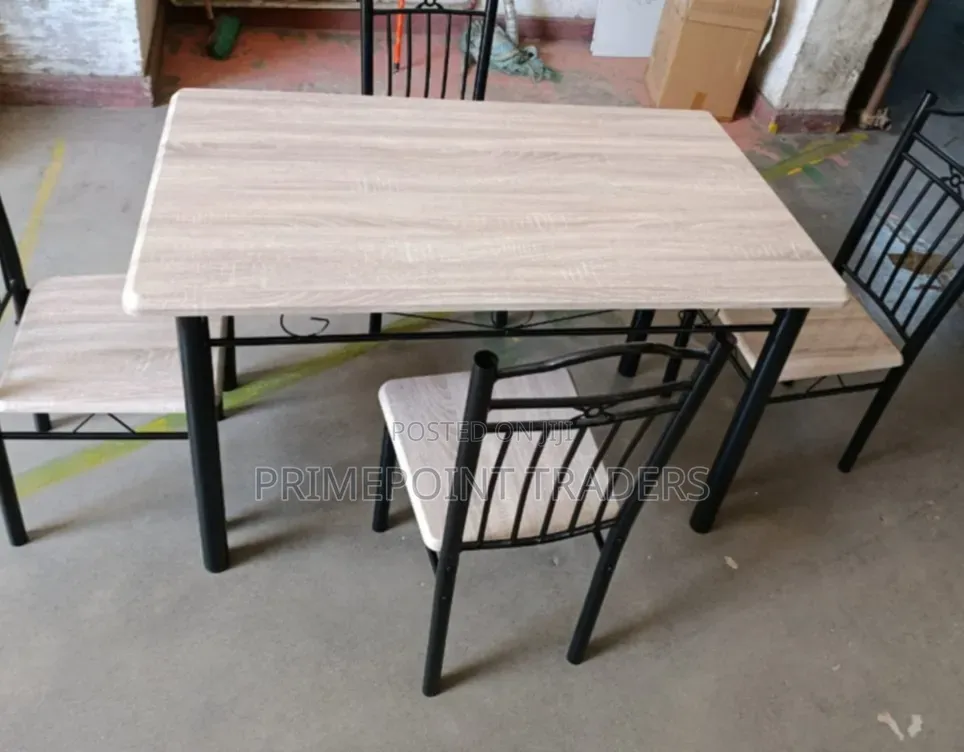 Executive 4-Seater Dining Table – Modern Elegance for Every Home