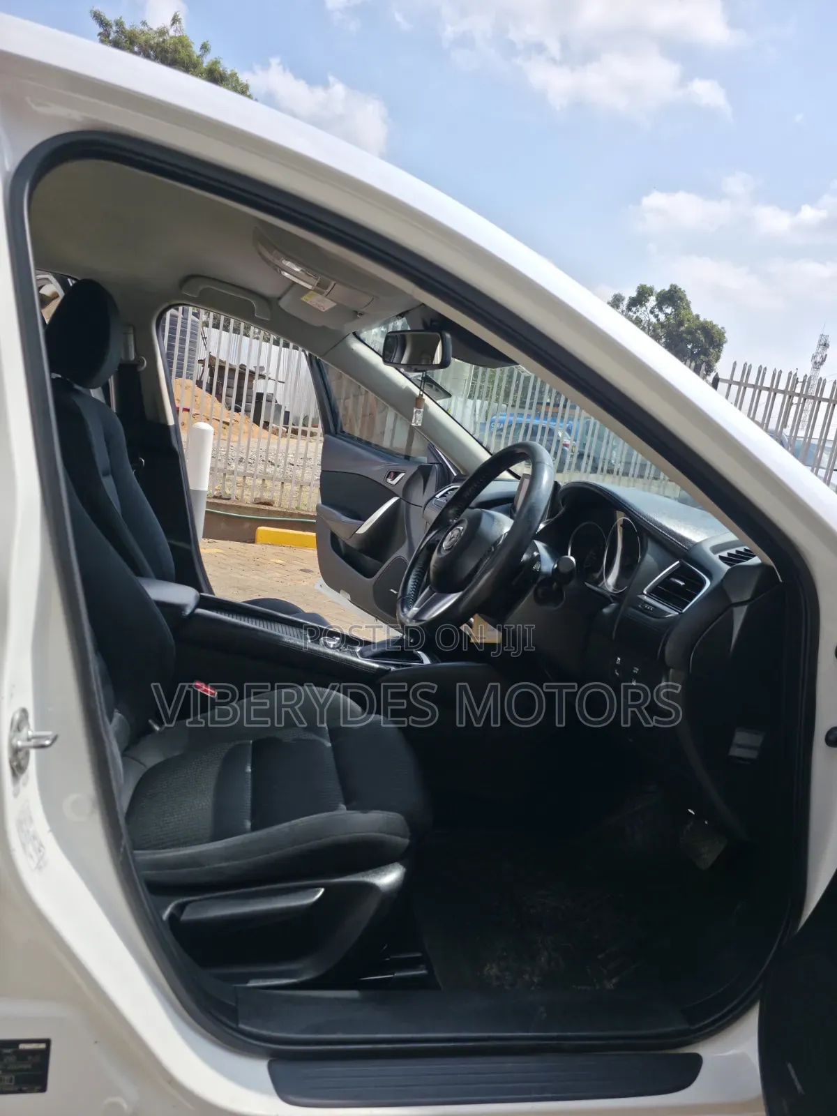 Mazda Atenza 2017 White