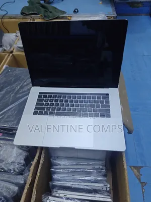 Laptop Apple MacBook Pro 16GB Intel Core i7 SSD 512GB