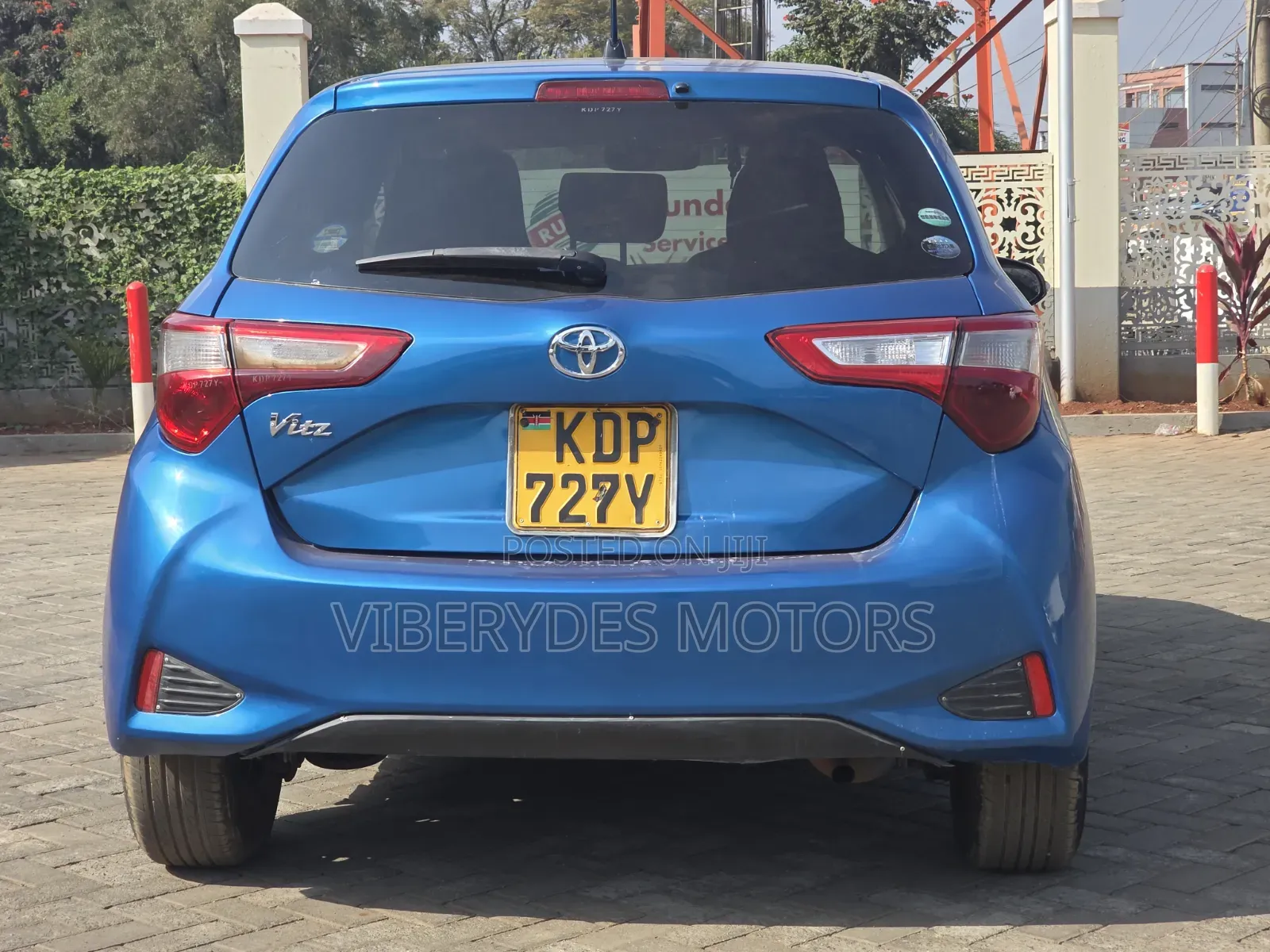 Toyota Vitz 2017 Blue