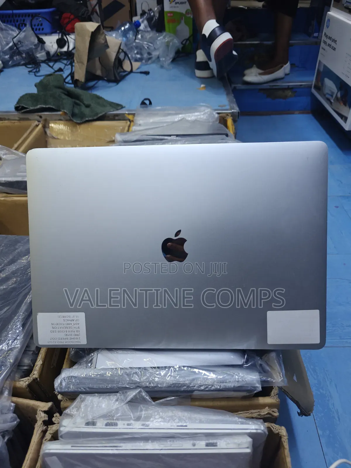 Laptop Apple MacBook Pro 16GB Intel Core i7 SSD 512GB