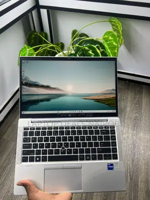 Laptop HP EliteBook 840 G8 16GB Intel Core i7 SSD 512GB