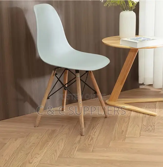 Eames Armless Plastic Dining Chair