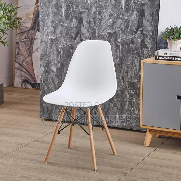 Eames Armless Plastic Dining Chair - thumbnail 4