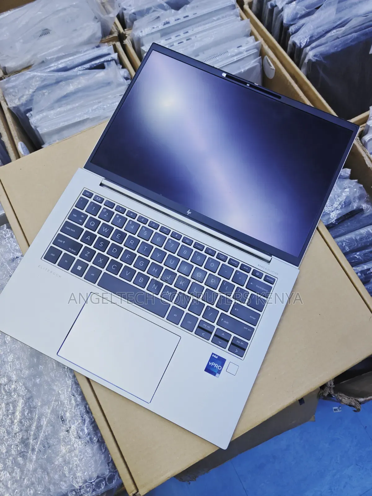 Laptop HP EliteBook 840 G10 32GB Intel Core i7 SSD 512GB