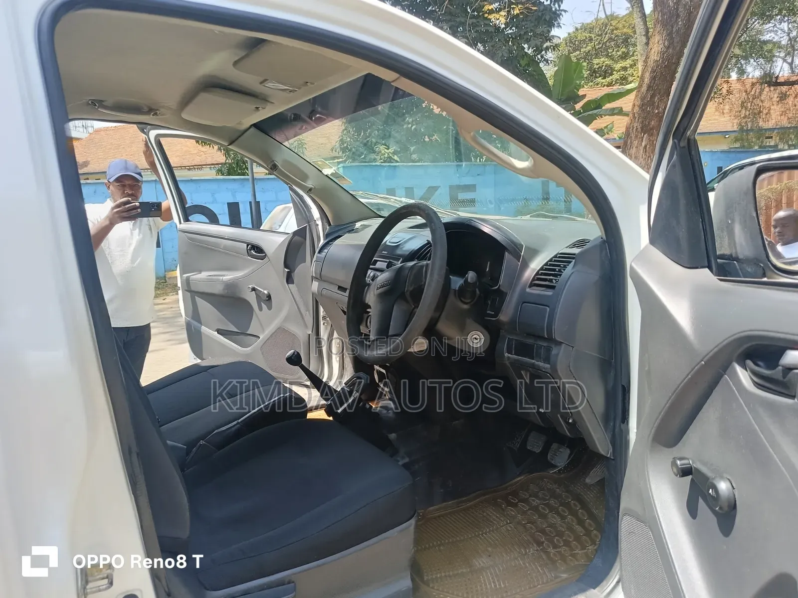 Isuzu D-MAX 2017 White