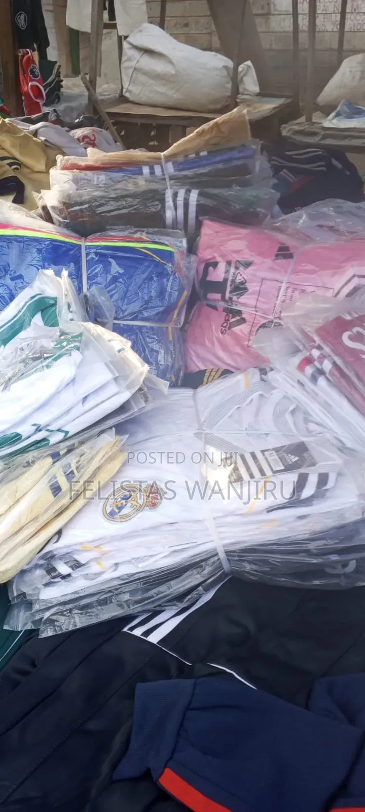 JERSEYS Premier League