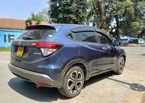 Honda Vezel 2017 Blue