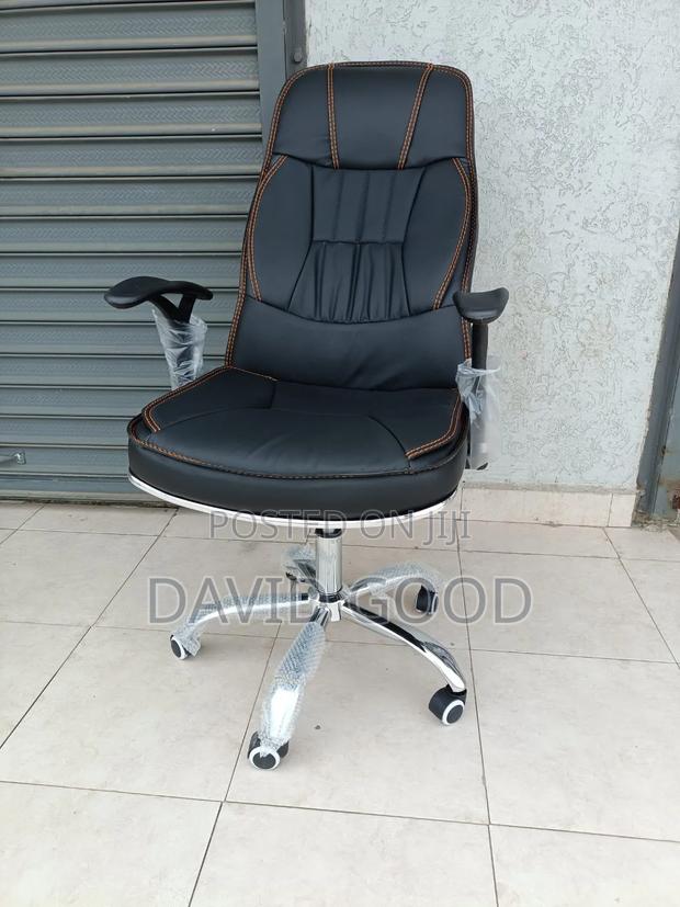 Leather Accent Chair - thumbnail 3