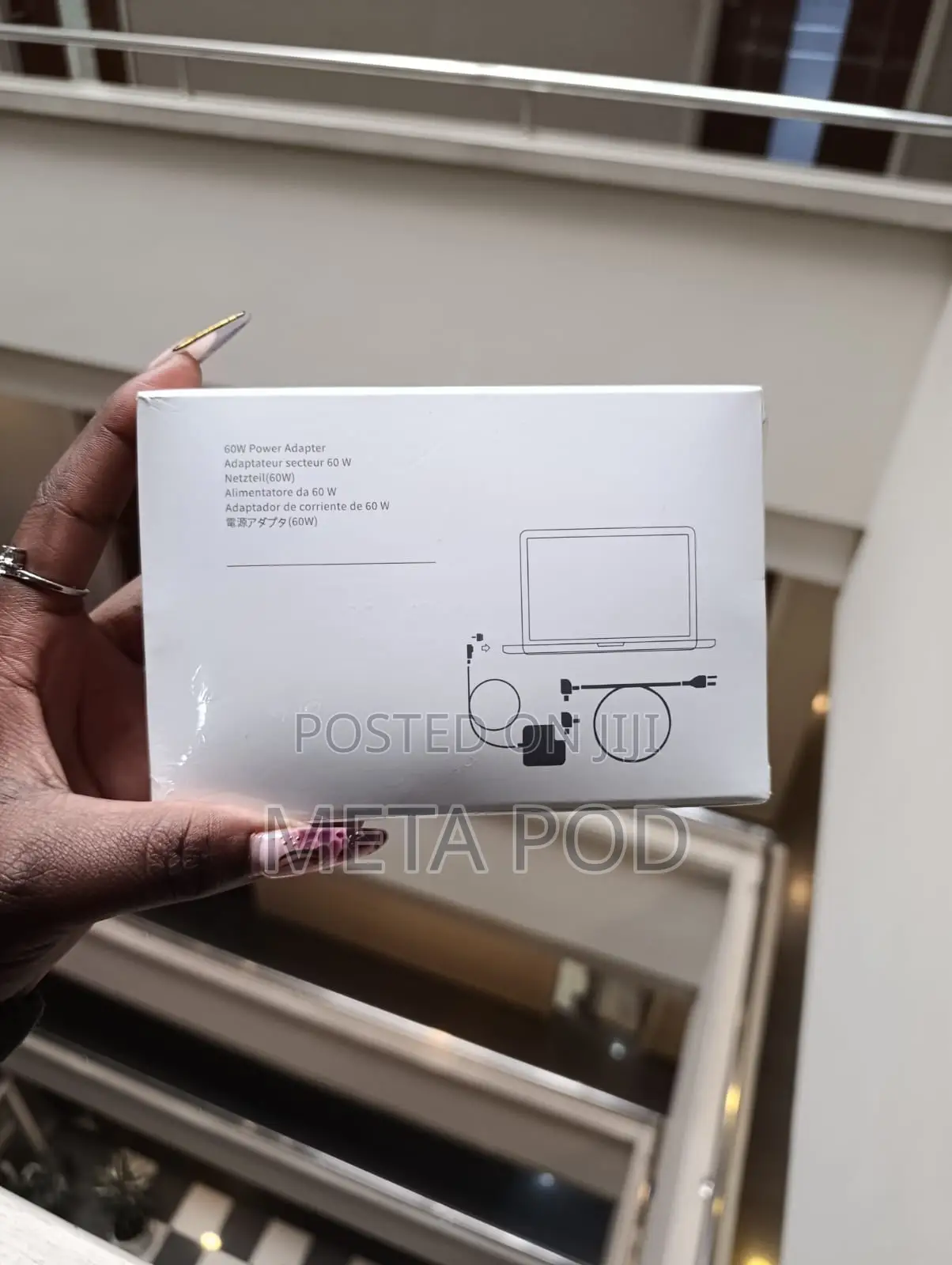 MacBOOK 60W Power Adapter