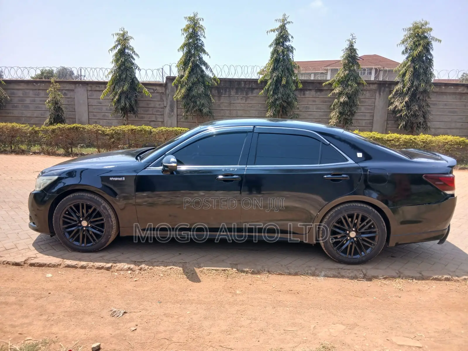 Toyota Crown 2014 Black