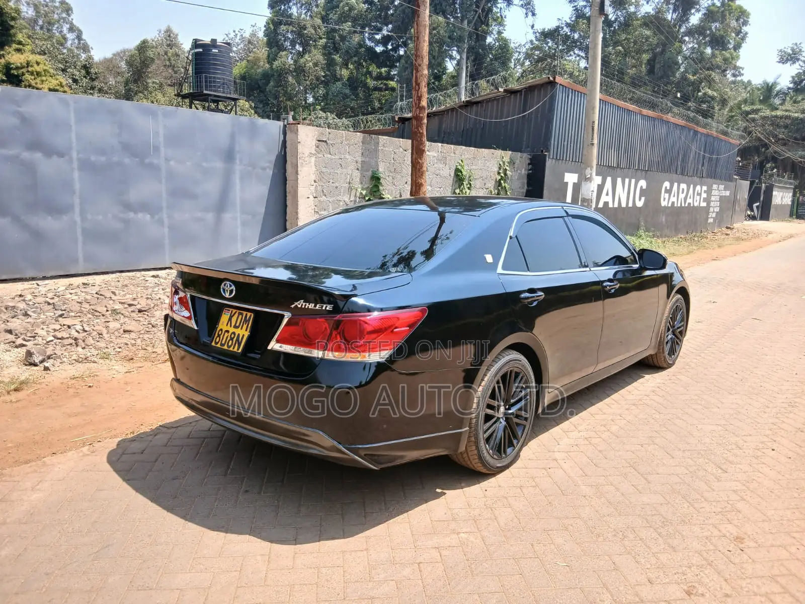 Toyota Crown 2014 Black