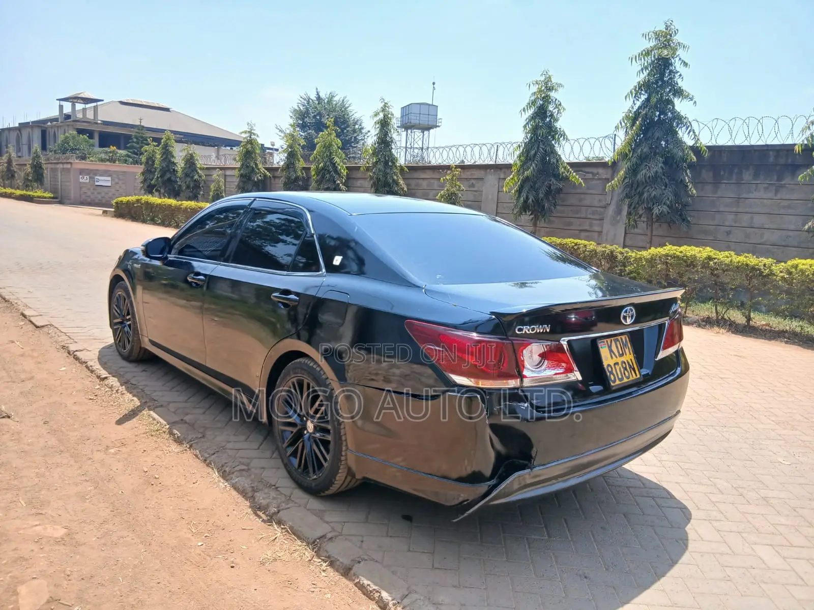 Toyota Crown 2014 Black