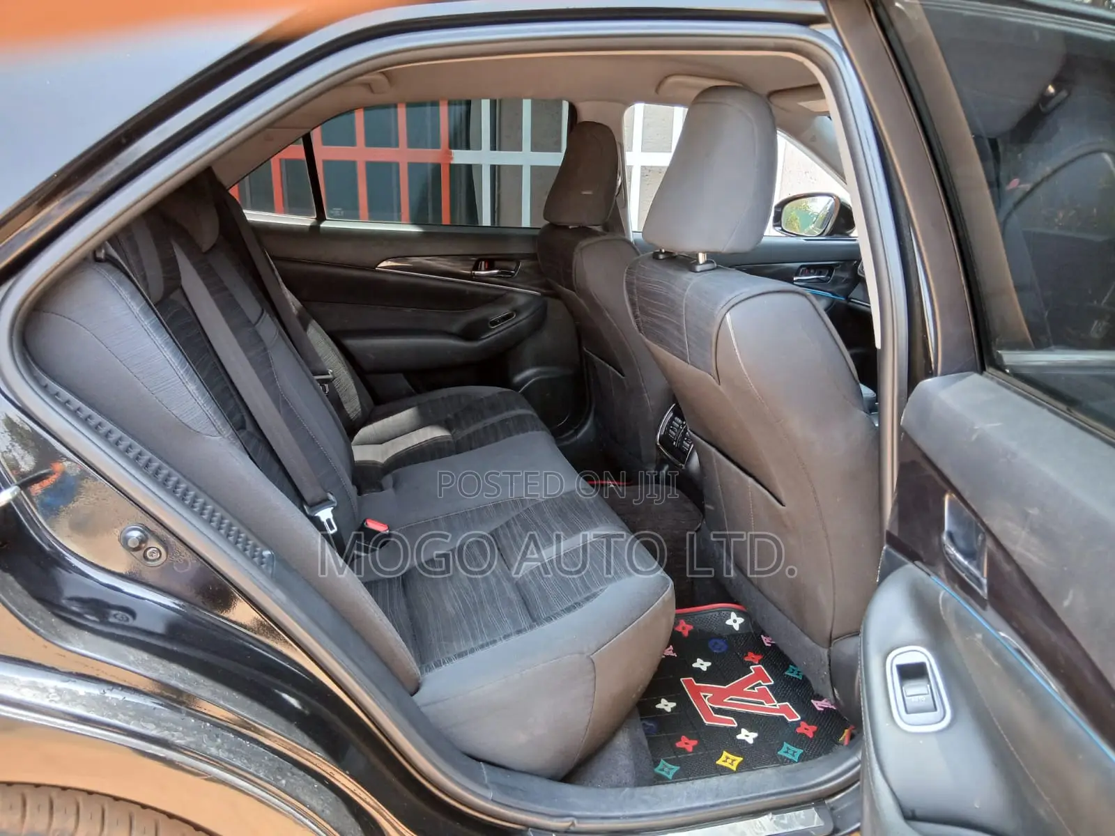 Toyota Crown 2014 Black