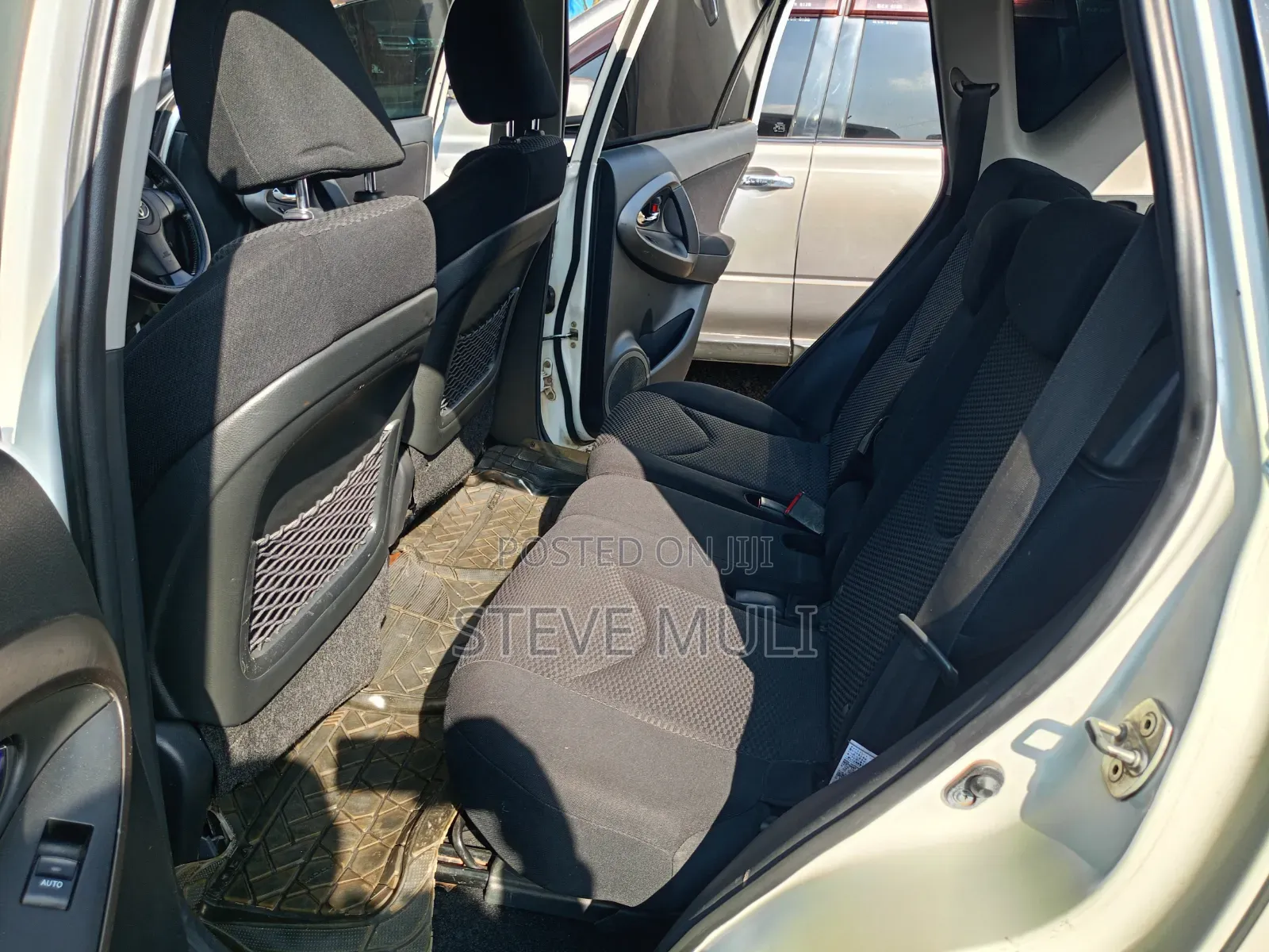 Toyota RAV4 2010 Black