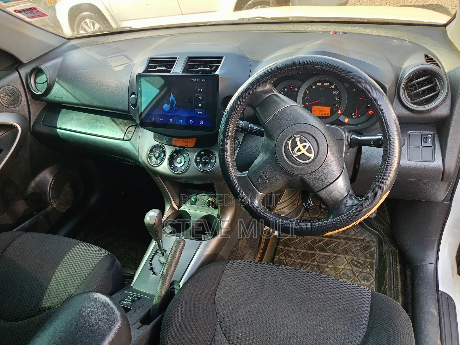 Toyota RAV4 2010 Black