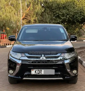 Mitsubishi Outlander 2.0 PHEV AWD 2017 Black
